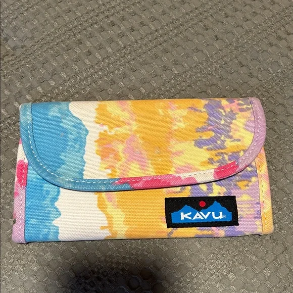 Kavu Canvas Wallet - Blue, Yellow, Pink, Cream - Picture 2 of 5